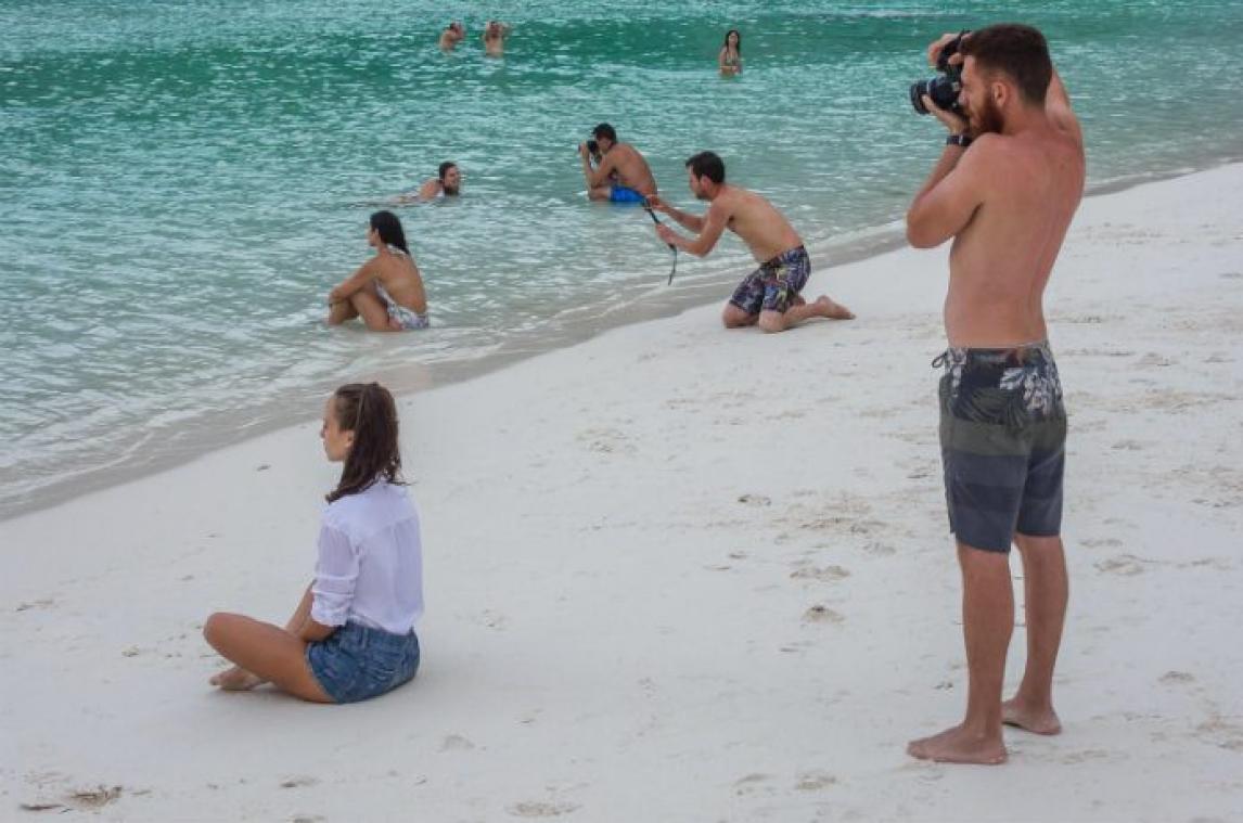 IN BEELD. Instagram dwingt vriendjes om foto's te trekken van hun lief