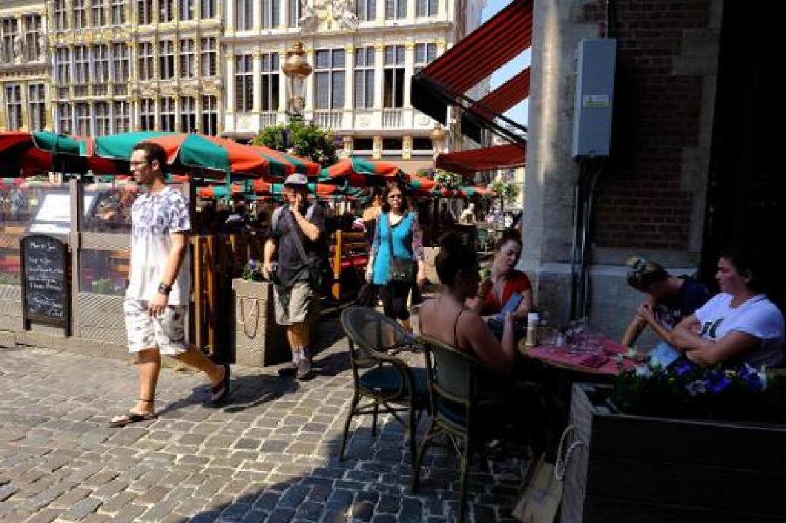Het warme weer, heet van en op de naald