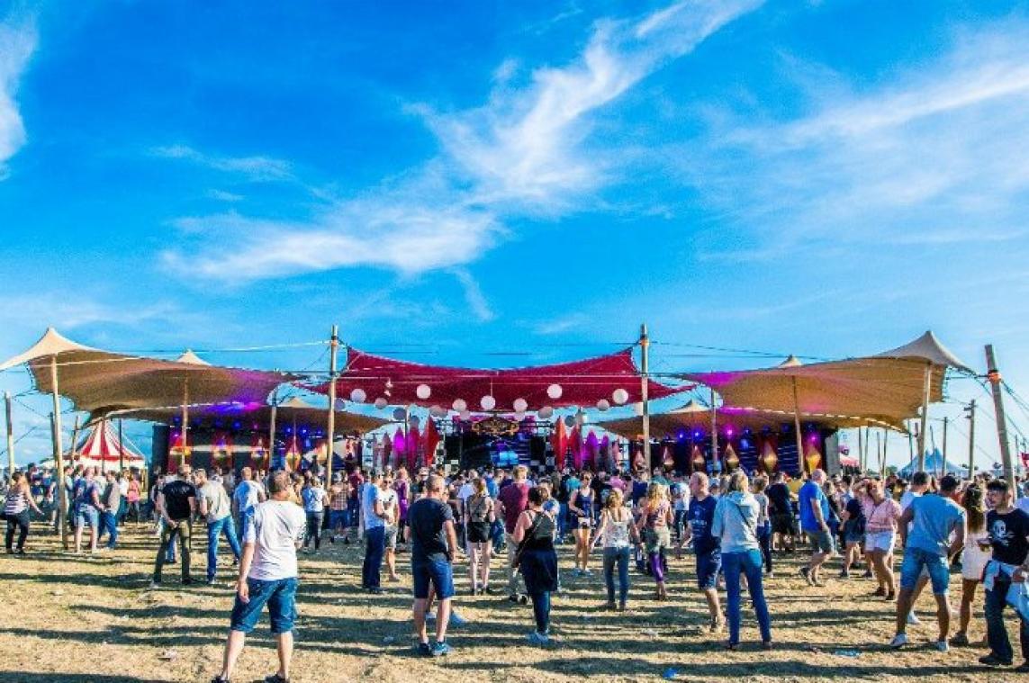 Magie en muziek bij Cirque Magique