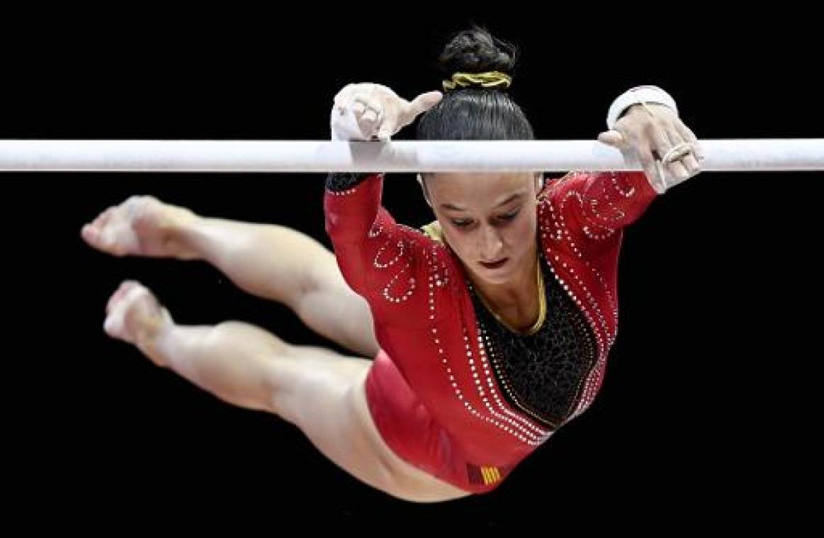 Glasgow 2018 - Turnen - Nina Derwael bevangen door stress op brug met ongelijke leggers