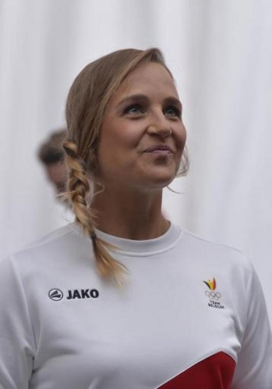 WK zeilen - Emma Plasschaert klimt naar vijfde plaats in Laser Radial