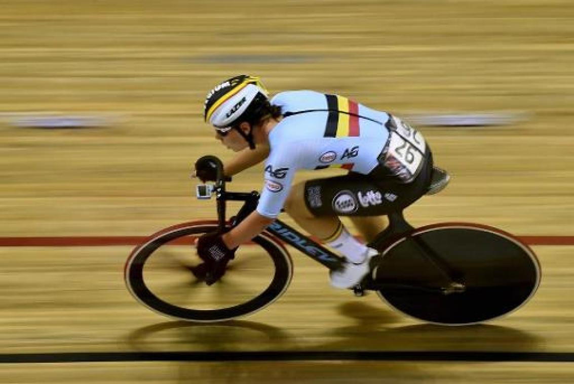 EK Baanwielrennen: Lotte Kopecky wordt derde in 7,5 km temporace