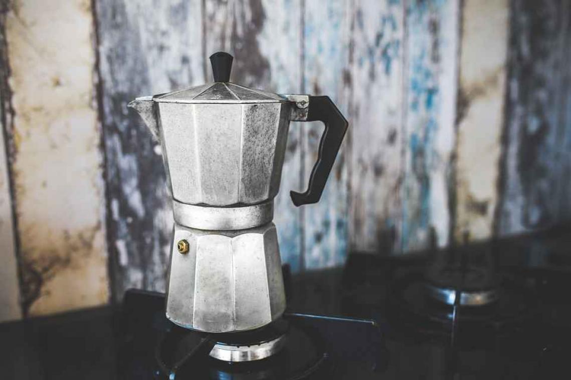 As van koffie-icoon bewaard in eigen koffiepot