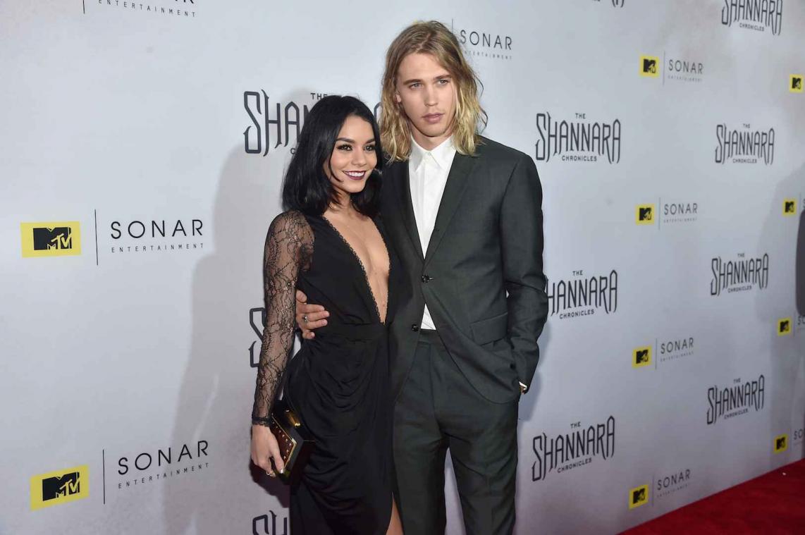Vanessa Hudgens onder vuur voor gekrast hartje in zeldzame rots