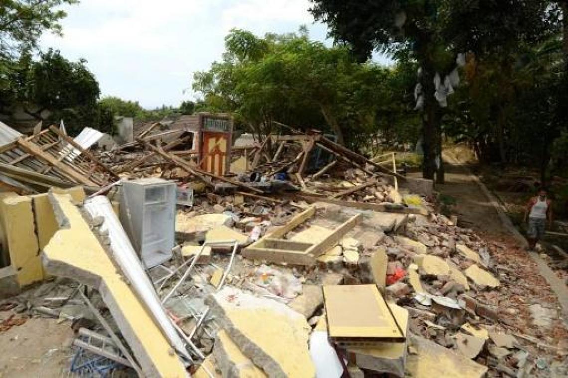 Aardbeving Indonesië - Dodentol loopt op tot 387, ook 13.700 gewonden