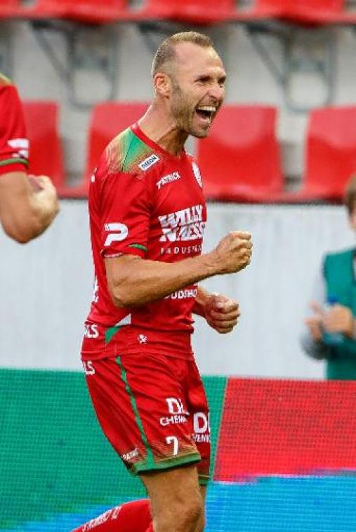 Jupiler Pro League - Zulte Waregem pakt tegen Eupen eerste seizoenszege, geen winnaar in STVV - Lokeren