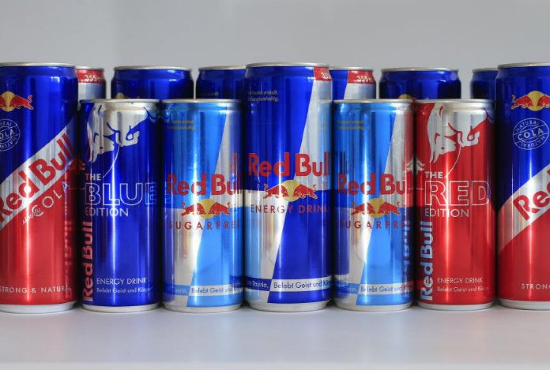 Dieven stelen recordbedrag aan blikjes Red Bull