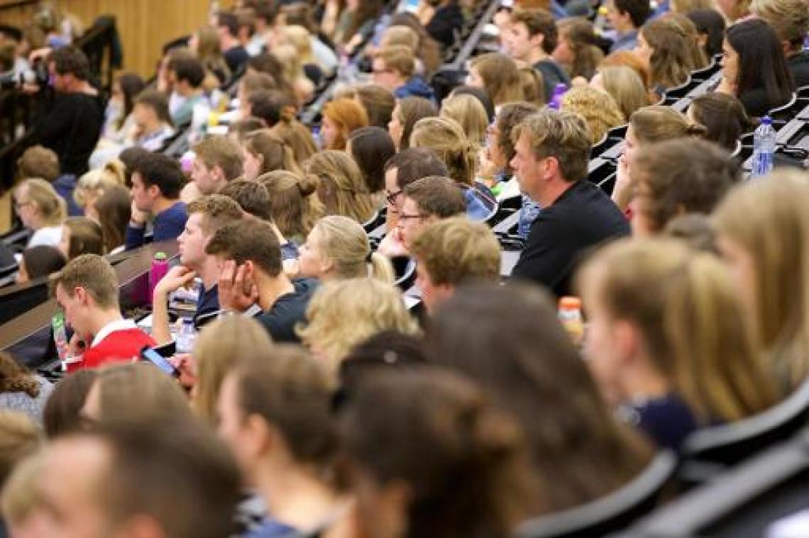 Aantal Nederlandse studenten in Vlaams hoger onderwijs neemt sterk af