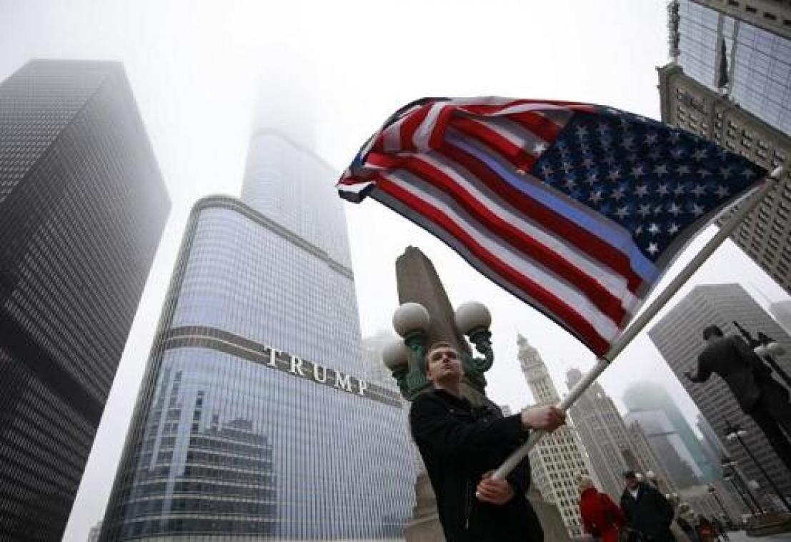 Parket Illinois klaagt Trump-toren aan voor milieu-inbreuken
