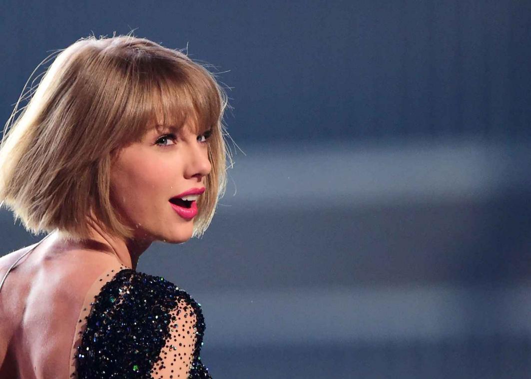 Taylor Swift schenkt een kwart miljoen dollar aan Kesha