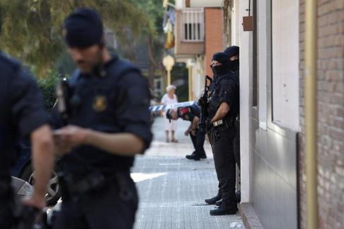 Politie beschouwt aanval op politiekantoor in Barcelona als terreurdaad