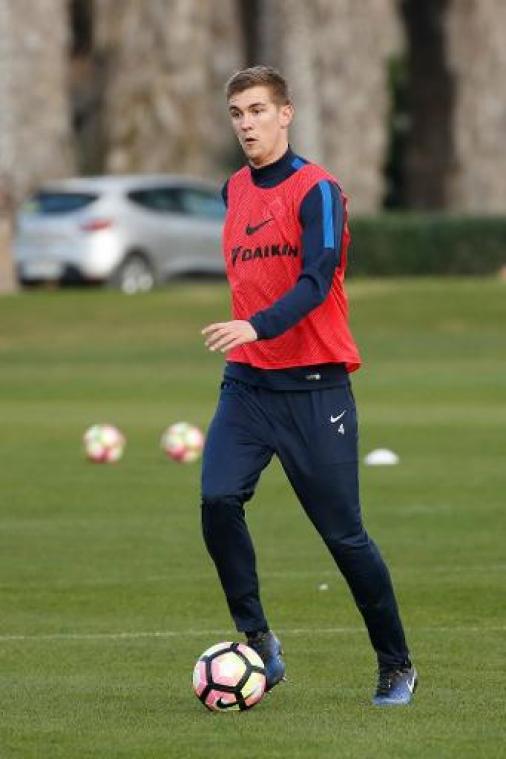 Belgen in het buitenland - Björn Engels verlaat Olympiakos voor Stade Reims