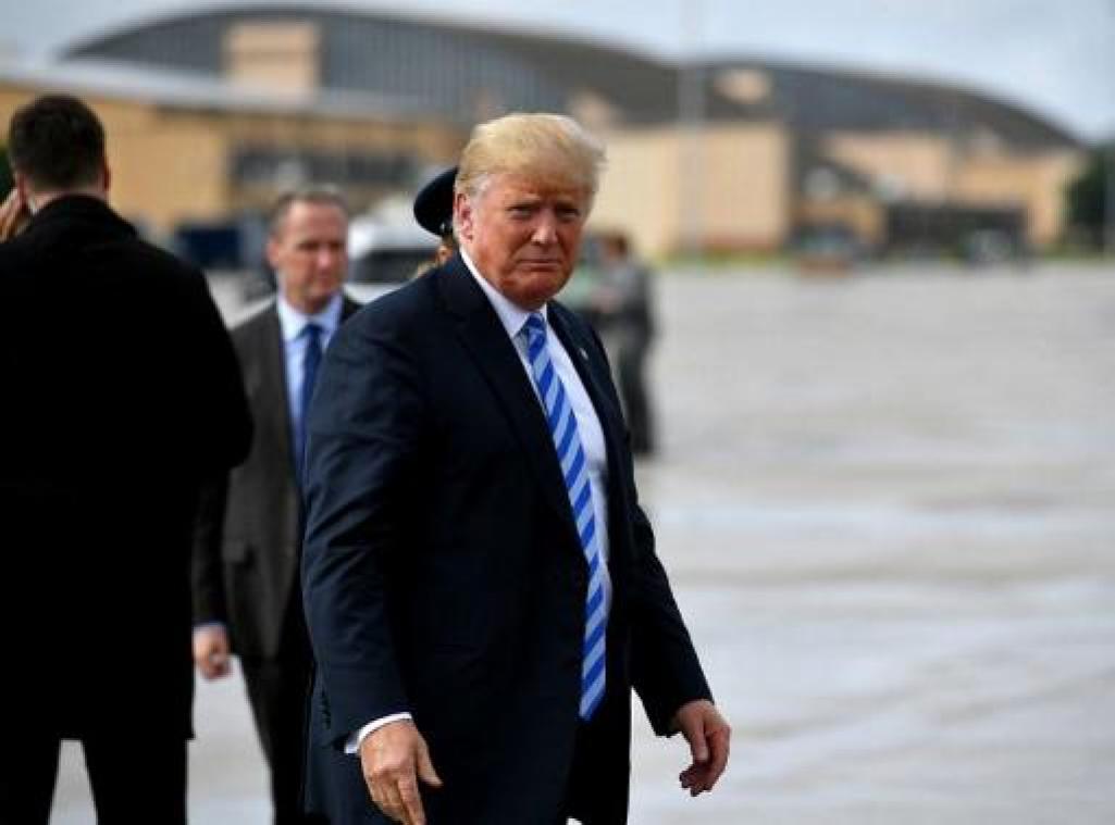 Trump negeert vragen over ex-advocaat die schuldig pleit