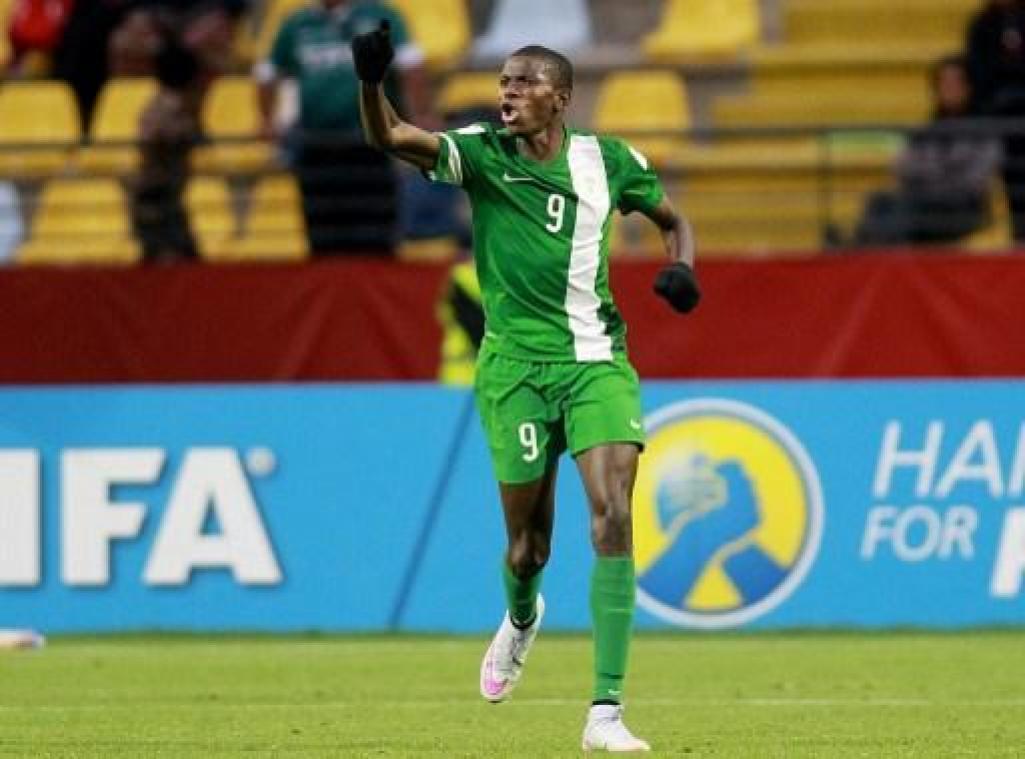 Charleroi huurt Nigeriaans international Victor Osimhen tot einde seizoen van Wolfsburg