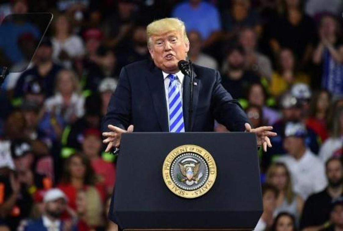 Trump haalt uit naar gewezen advocaat en prijst ex-campagneleider