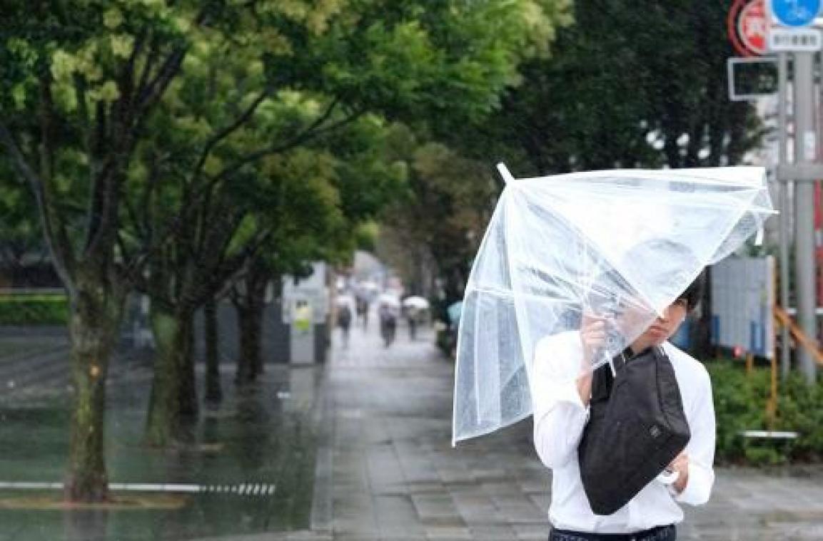 Krachtige tyfoon nadert Japan
