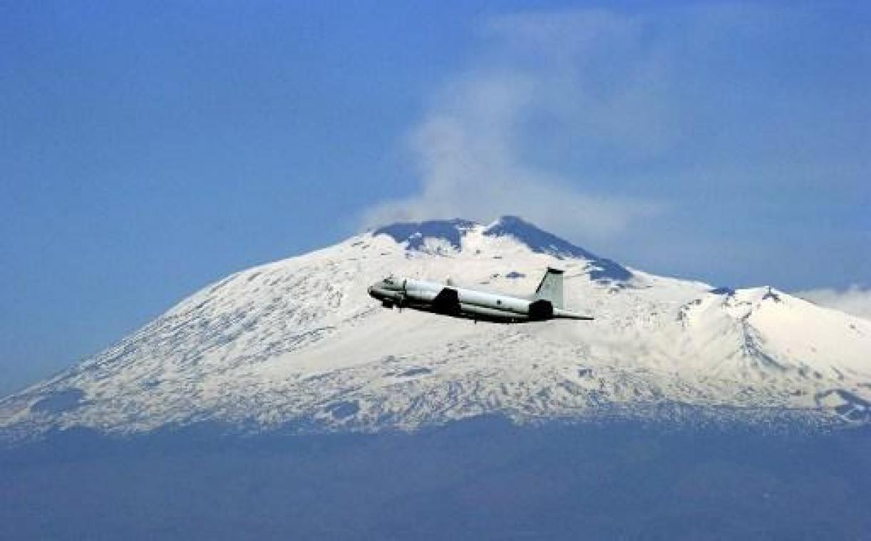 Vulkaan Etna spuwt weer lava