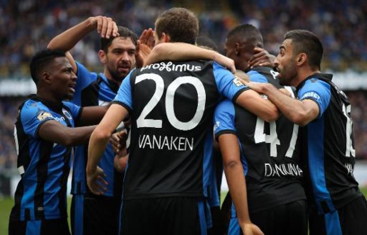Club Brugge klopt Anderlecht en springt naar eerste plaats