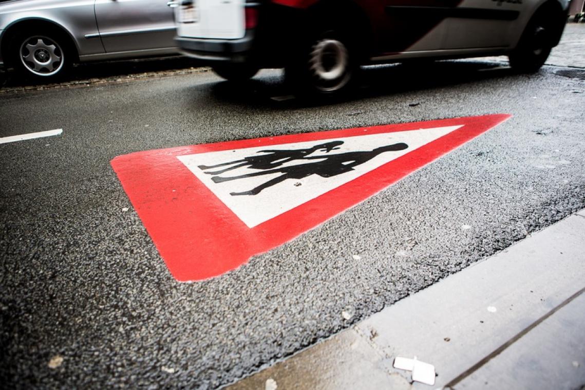 Dagelijks lopen tien kinderen verwondingen op in verkeer