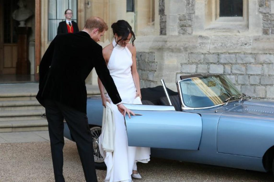 Rijd jij binnenkort rond in de huwelijkswagen van prins Harry en  Meghan Markle?