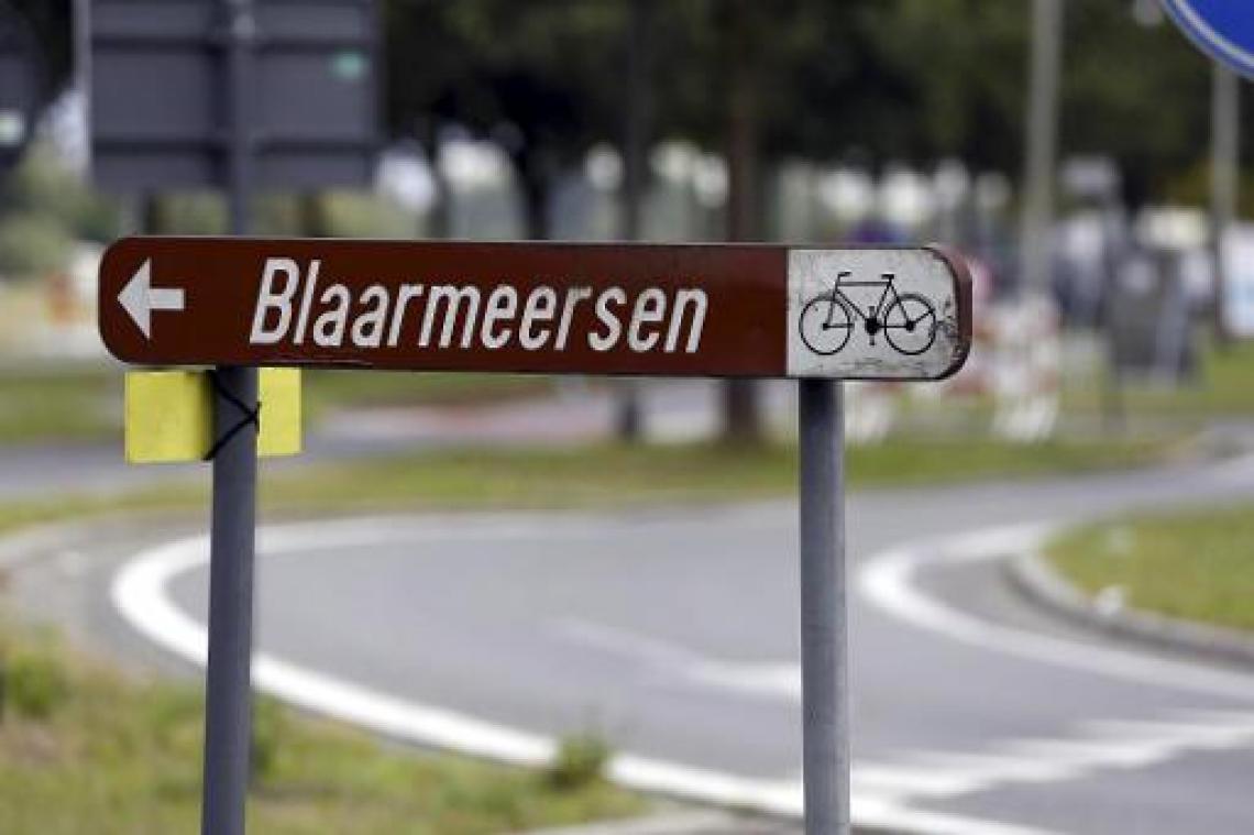 Gent sluit zwemvijver Blaarmeersen wegens blauwalgen