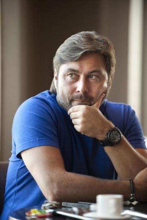 RTL-presentator Stéphane Pauwels geschorst