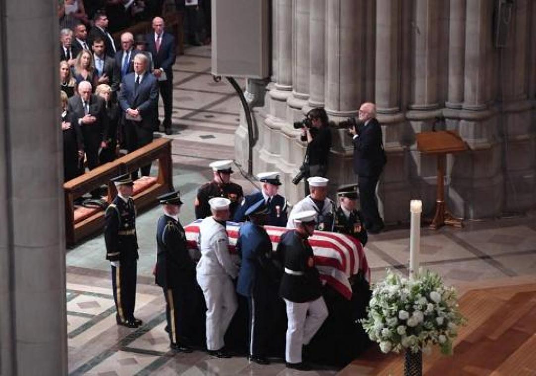 Rouwplechtigheid voor John McCain gestart in Washington
