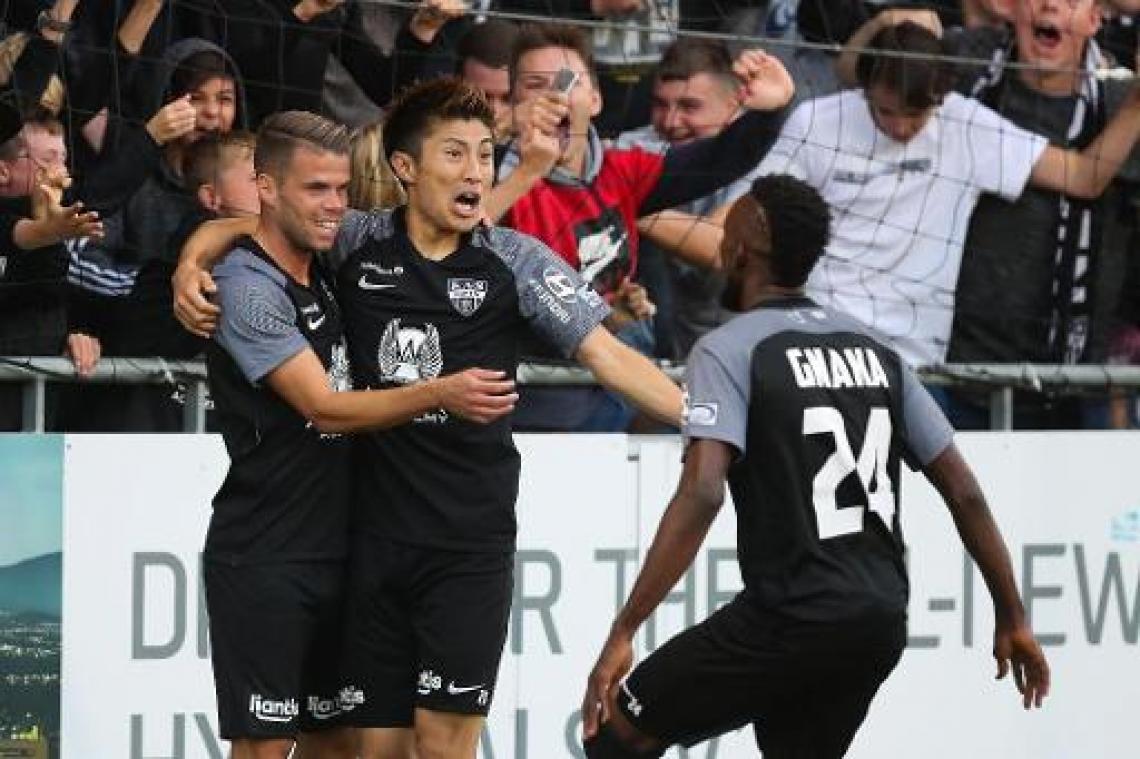 Jupiler Pro League - Eupen smeert slap Standard eerste seizoensnederlaag aan na comeback