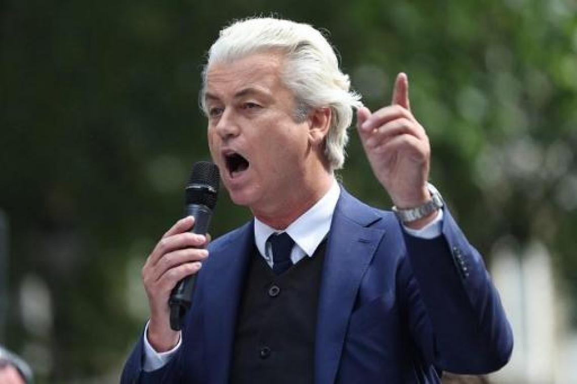 Geert Wilders in Antwerpen - Politie massaal aanwezig in afwachting van Wilders