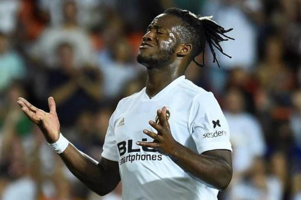 Batshuayi valt in en speelt gelijk met Valencia