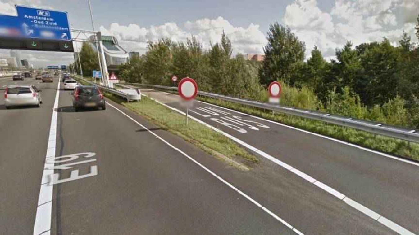 Amsterdamse buschauffeurs rijden over een "lunbijs"