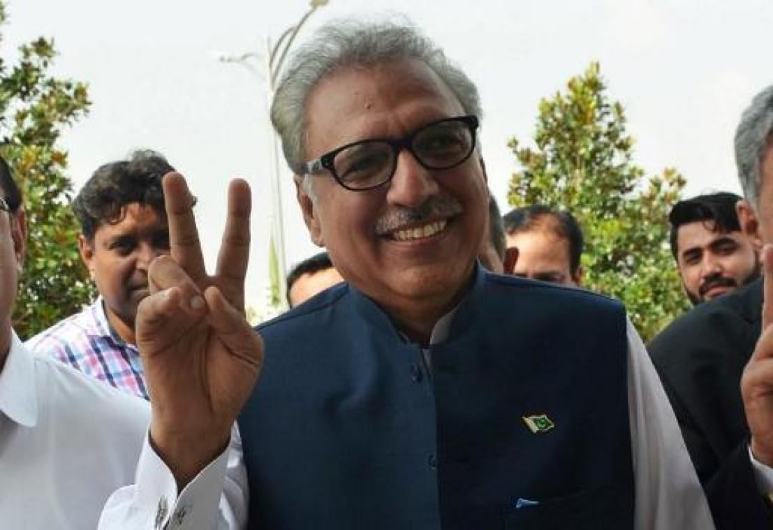 Arif Alvi nieuwe president van Pakistan