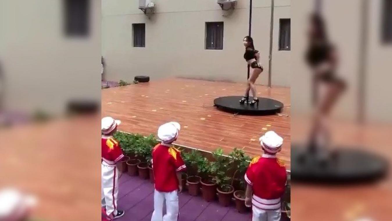 VIDEO. Paaldanseressen op eerste schooldag in Chinese kleuterschool