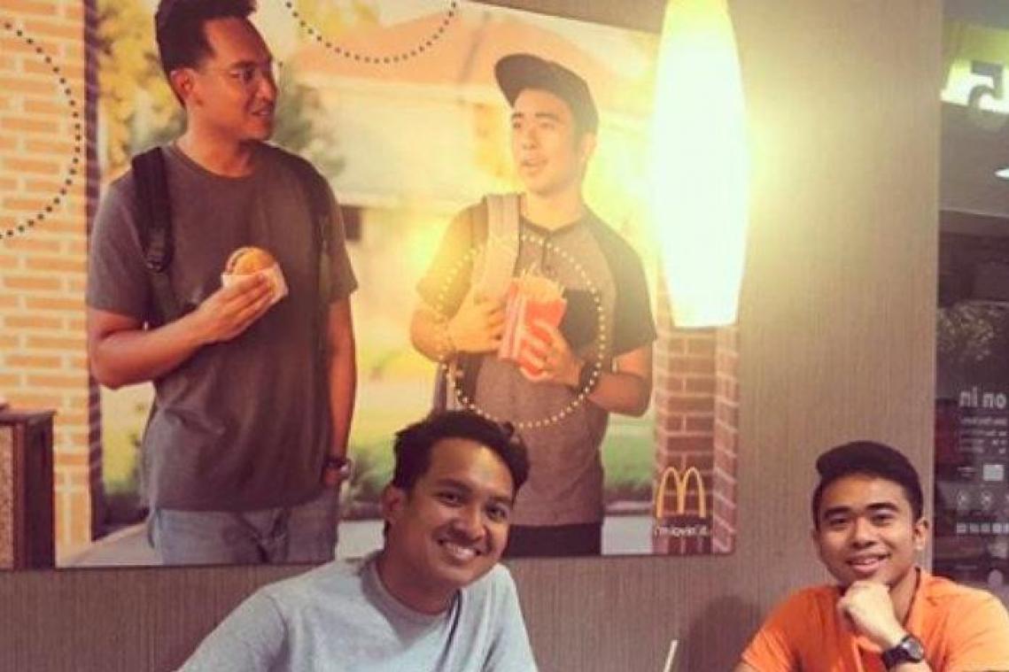 Jongeren gaan viraal na hilarische grap bij McDonalds