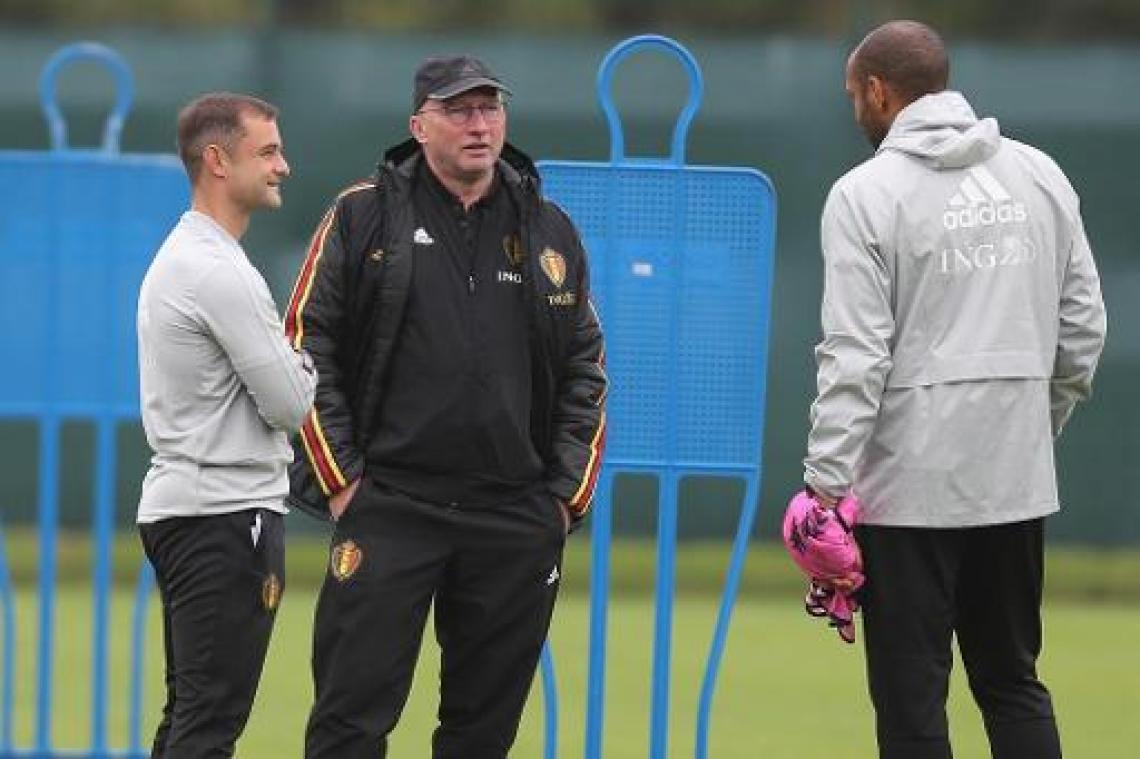 Alle Rode Duivels op het trainingsveld in Glasgow