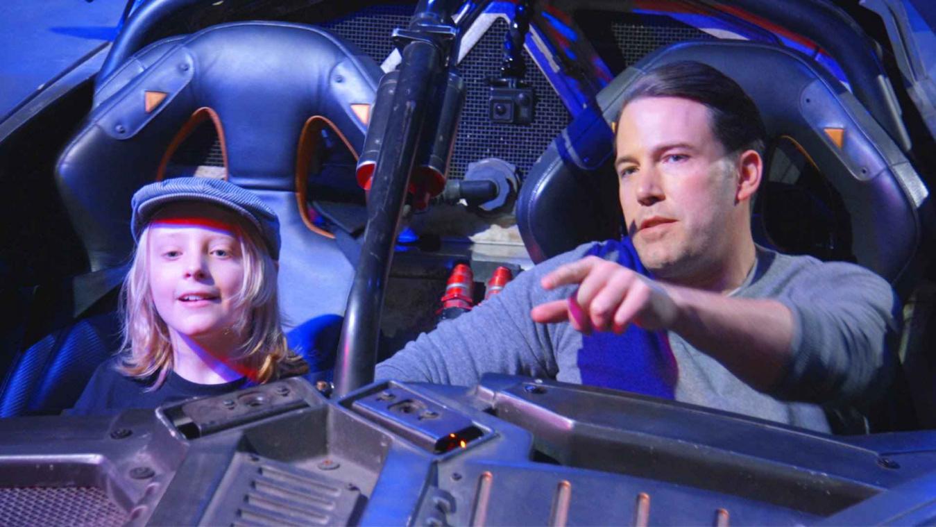 Ben Affleck haalt Batmobile van stal