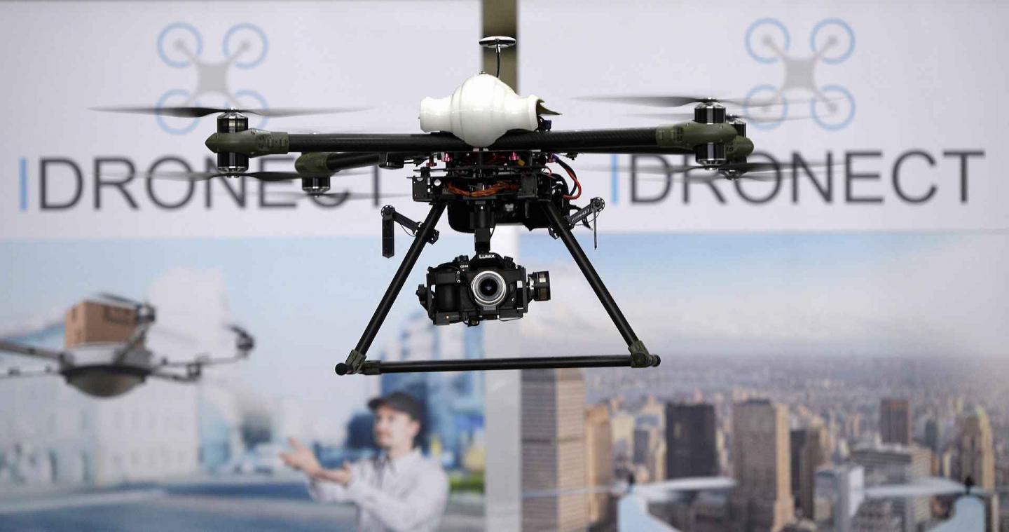 Nieuwe drone kan eigenhandig bewegende objecten volgen