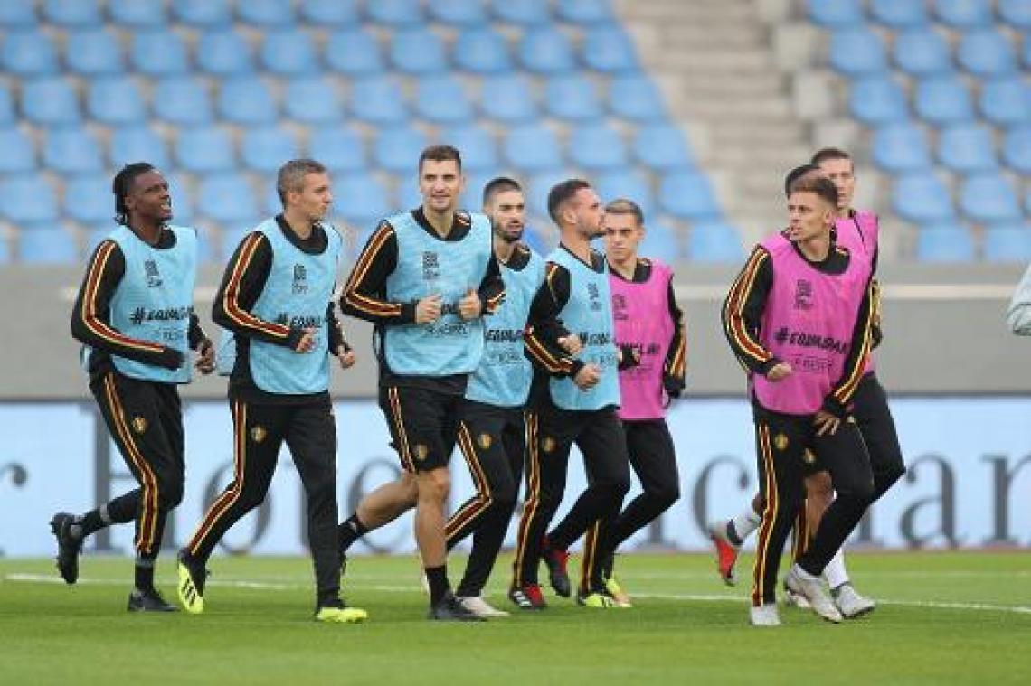 Rode Duivels - Alle 25 Rode Duivels op training in IJsland