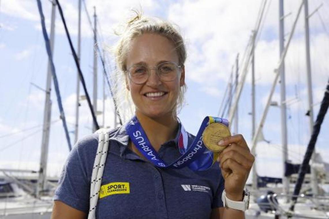 Emma Plasschaert staat na twee competitiedagen zevende in Laser Radial