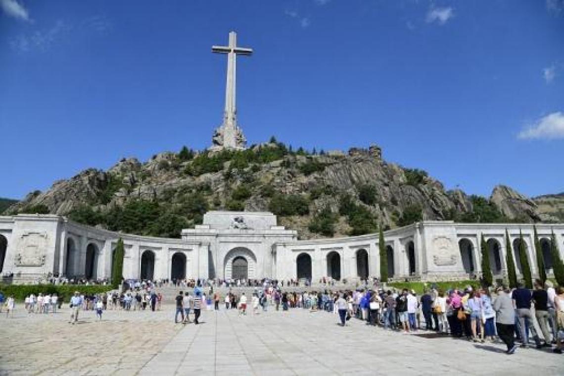 Spaans parlement geeft groen licht voor herbegrafenis Franco