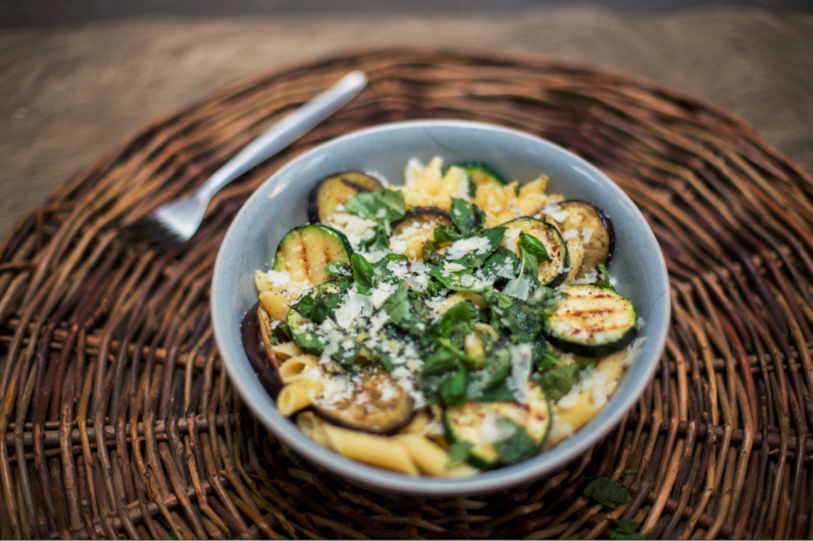 Time to eat: Penne met courgette en aubergine