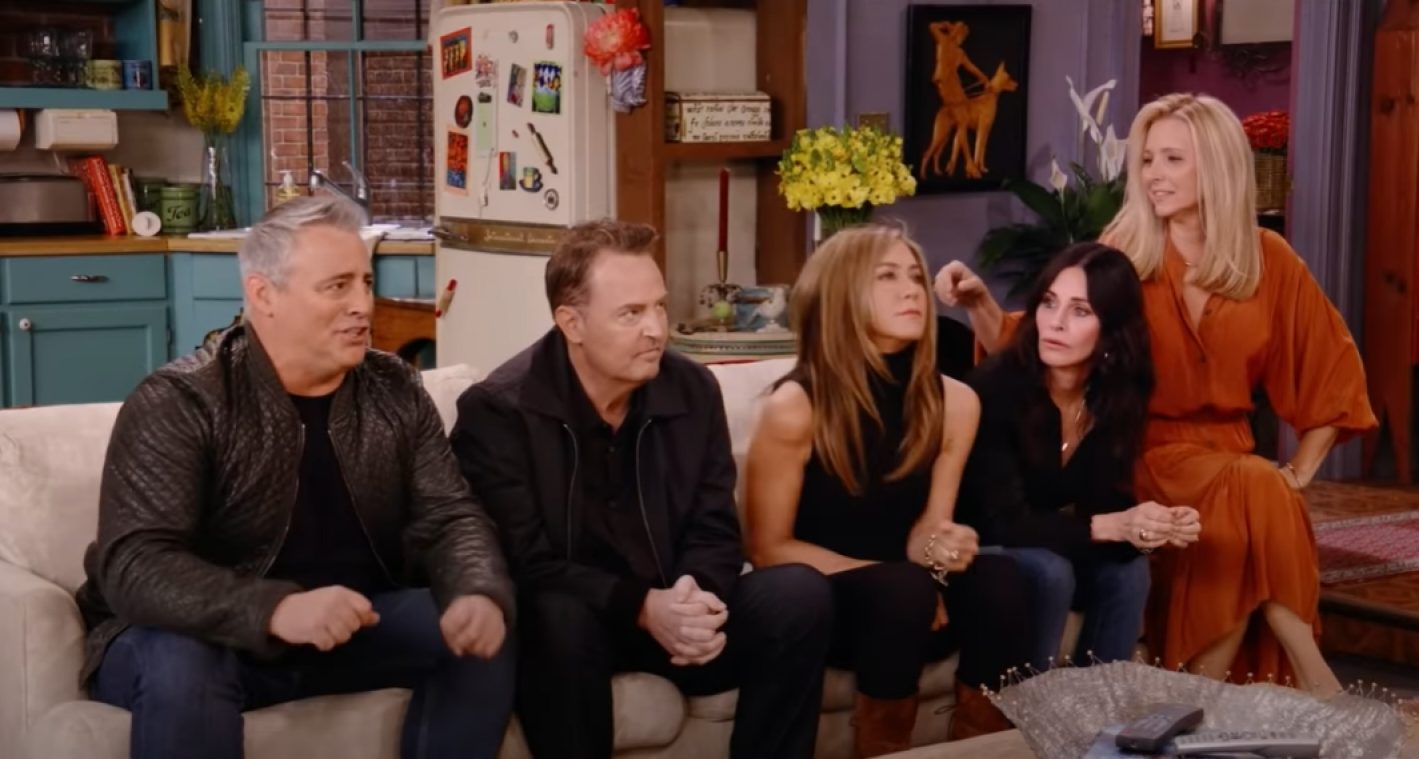 Fans ongerust over gezondheid Matthew Perry in ‘Friends’-reünie: “Lijkt totaal niet meer op de man die we ons herinneren” (video)