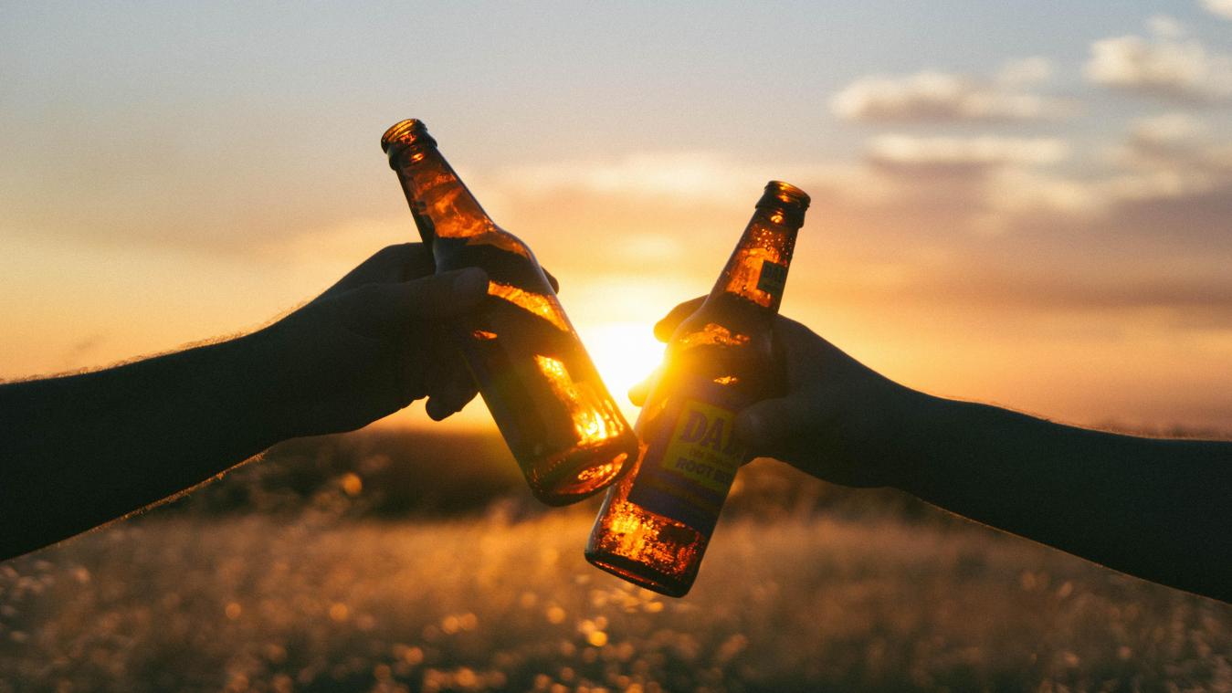 Onderzoek: ook één glaasje alcohol is slecht voor je hersenen