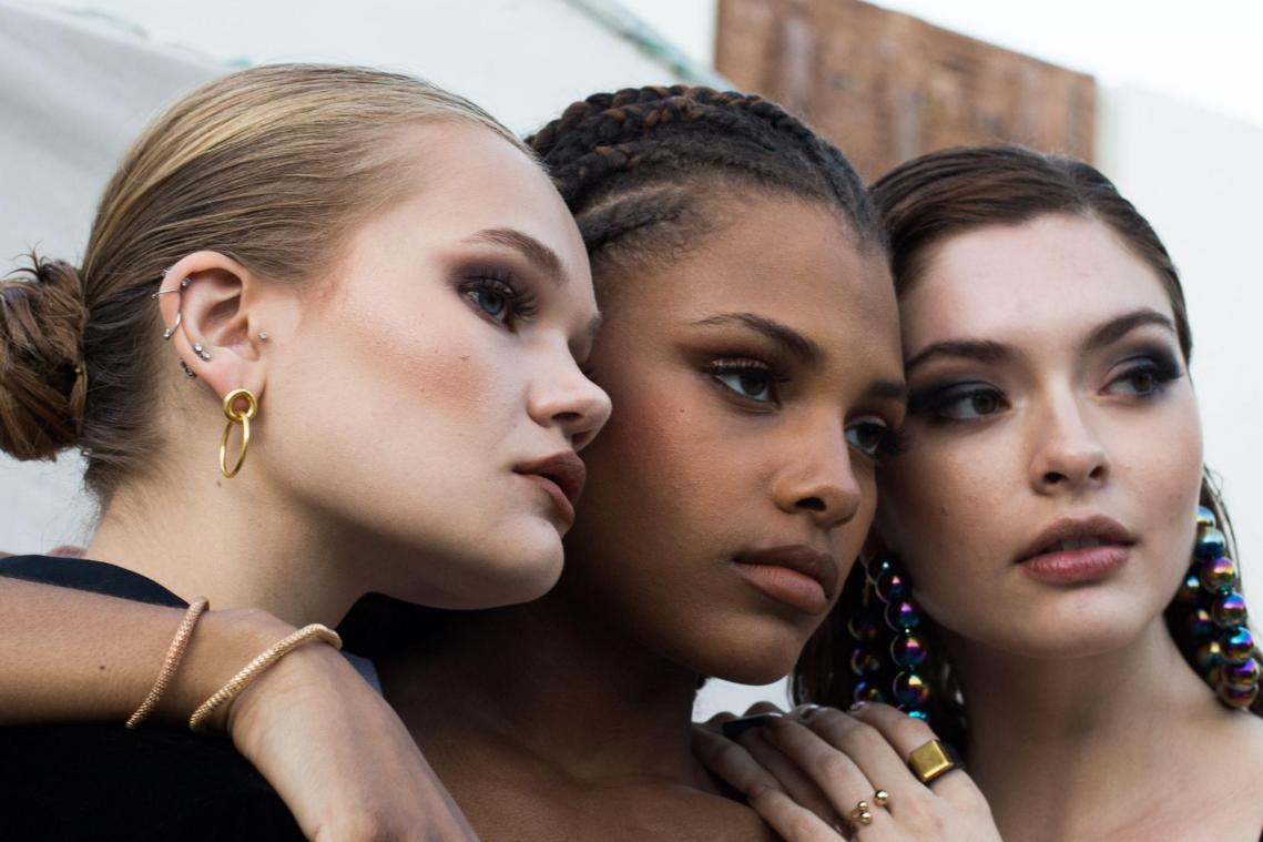 Dames opgelet! Tommy Hilfiger is weer helemaal terug deze zomer