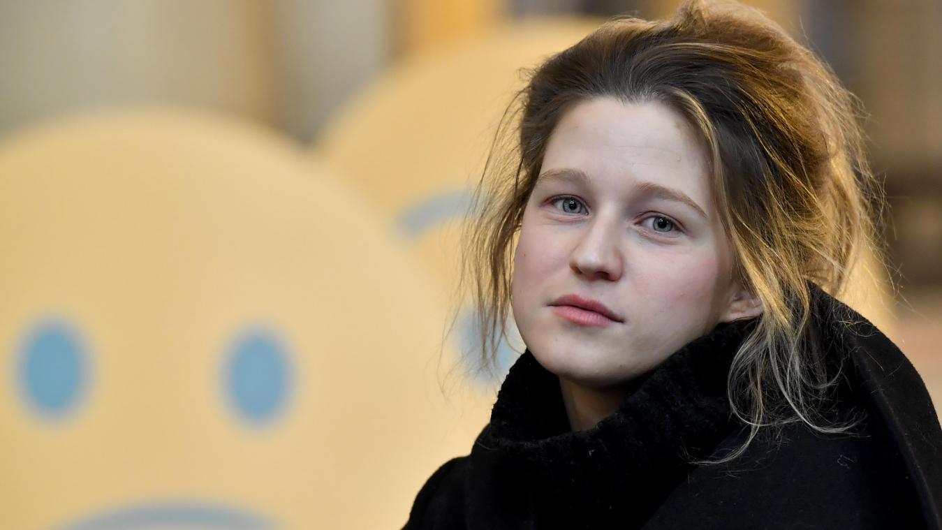 Selah Sue verrast met eigen hotline: «Vertel me hoe je je voelt»
