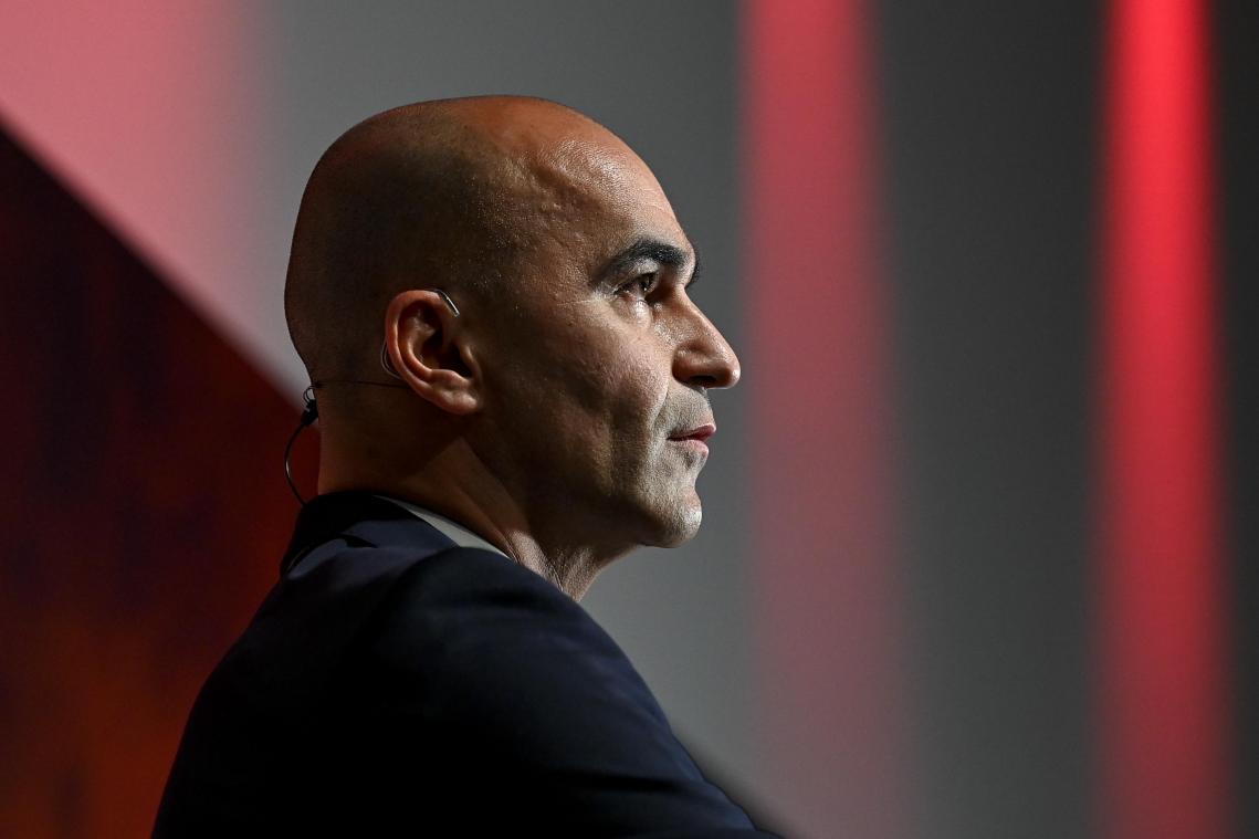 Roberto Martinez blijft mysterieus over Lukaku: «Beslissen pas maandag of hij aan de aftrap komt»