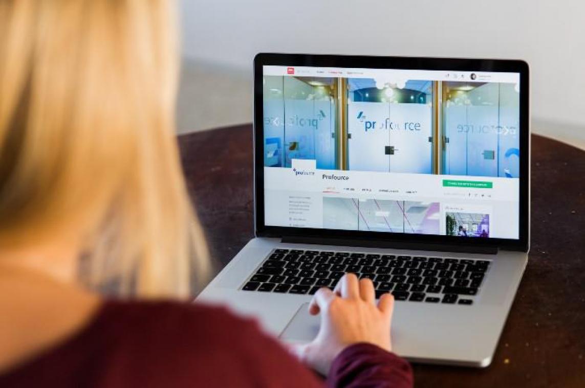 Nog last minute op zoek naar een vakantiejob? Dankzij deze tips vind je er zo eentje