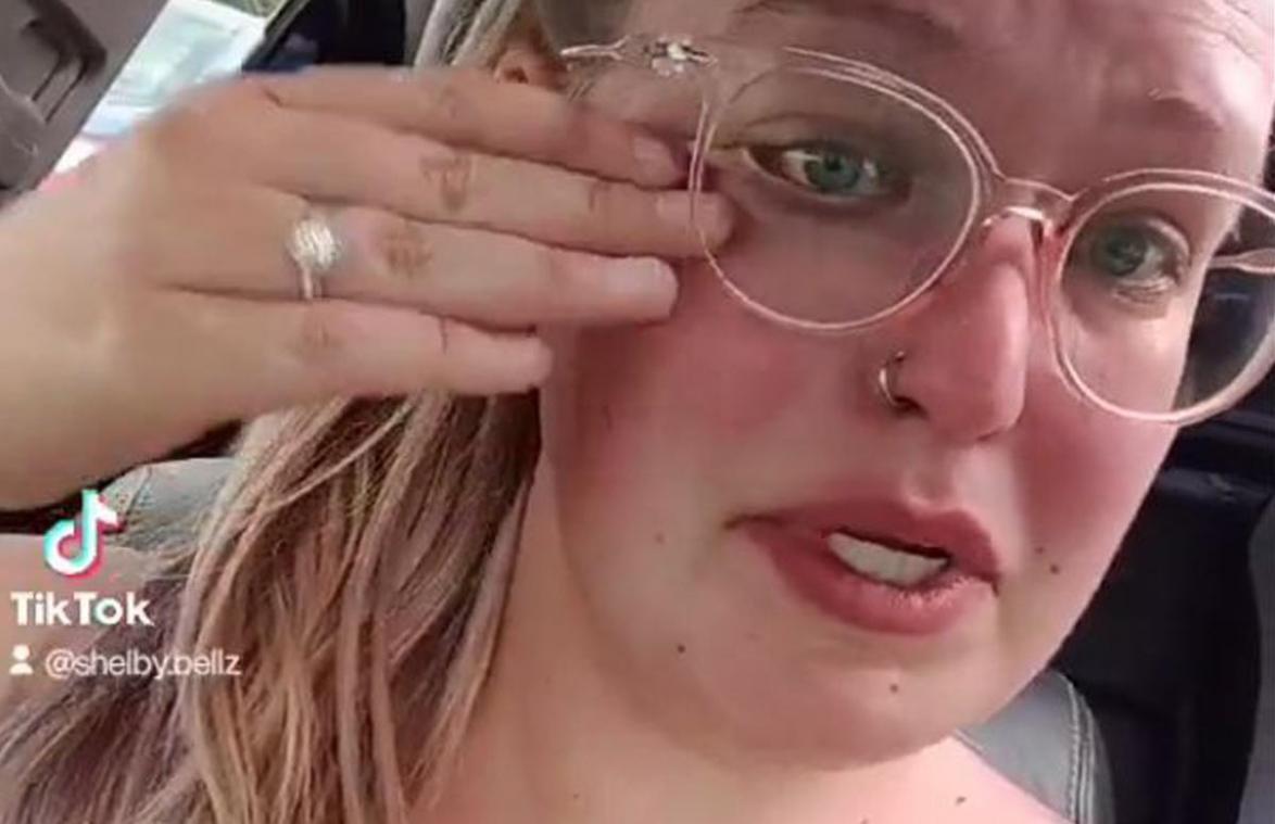 Vrouw uit fitness gezet omdat haar buik zichtbaar is: «Ik schaamde me dood»