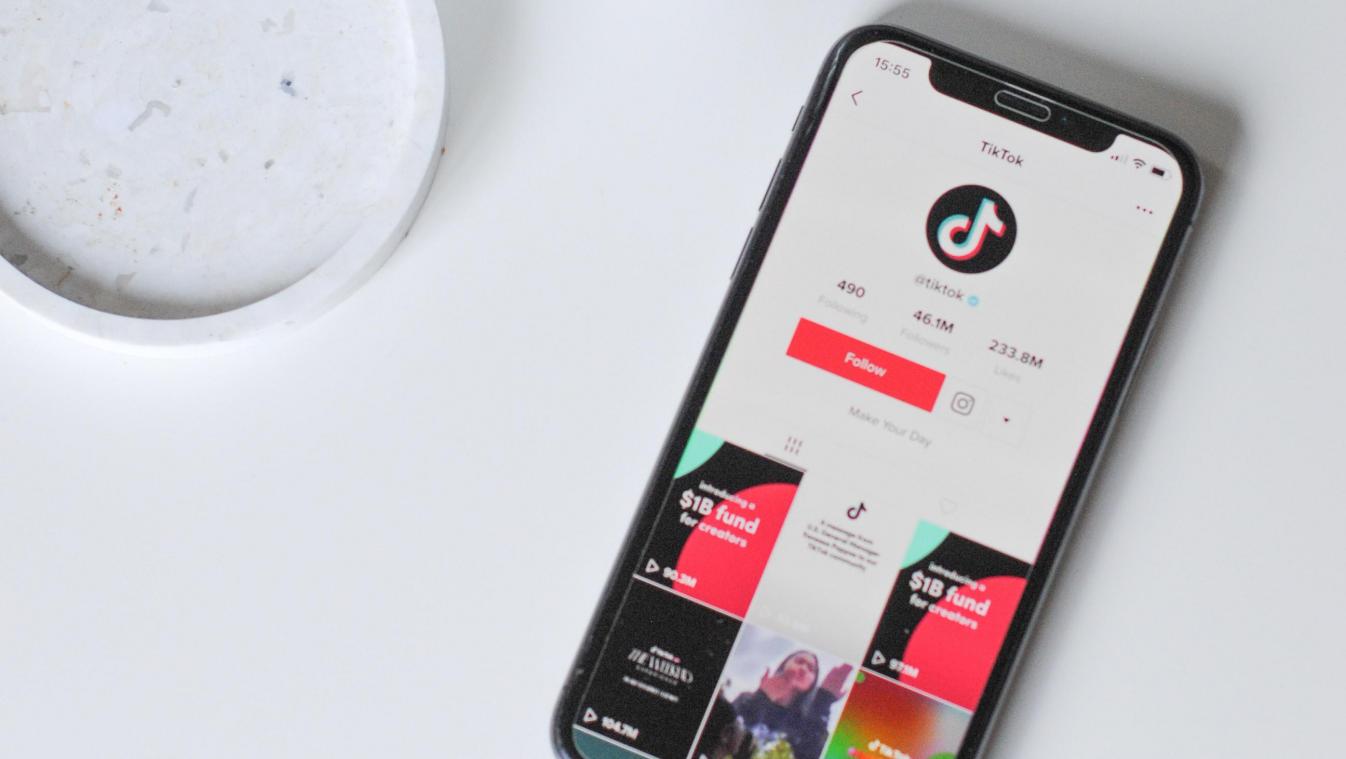 Je kan nu solliciteren via TikTok en grote bedrijven doen al mee