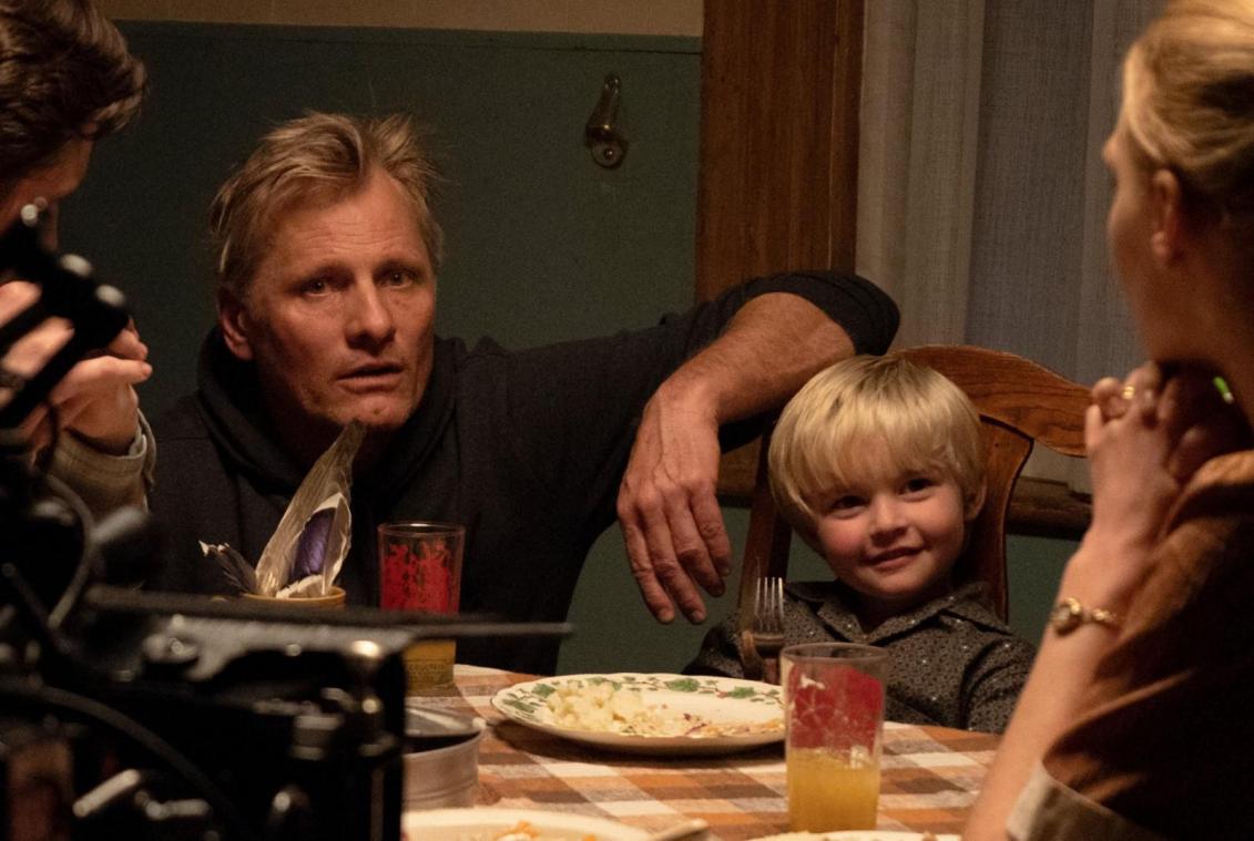 Het tragikomische familieverhaal van Viggo Mortensen: «Ik kreeg het idee voor ‘Falling’ na de begrafenis van mijn moeder»